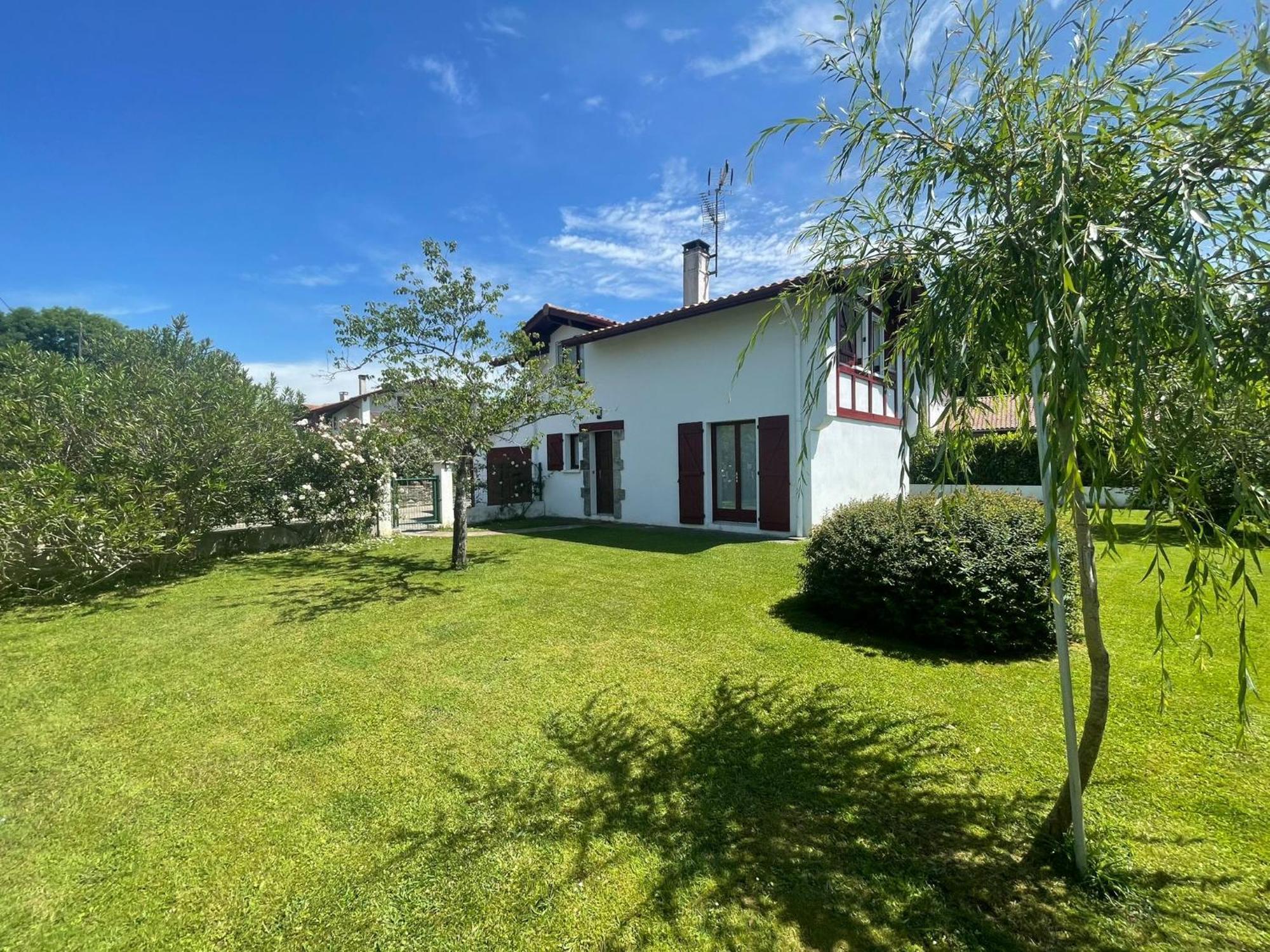 Maison Lore Mendi Elbarron Saint-Pée-sur-Nivelle Exterior foto